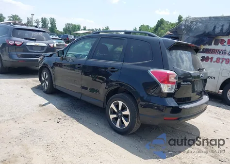 2017 Subaru Forester 2.5I Premium из США, поврежденный, VIN JF2SJAEC3HH533571